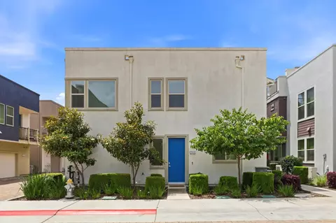 200 Box Ln, Sacramento, CA 95818