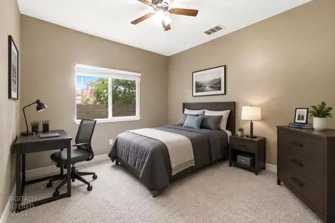 Bedroom - 4856 Hazelwood Ave, Carmichael, CA 95608 photo 8 of 9