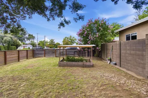 Exterior - 4856 Hazelwood Ave, Carmichael, CA 95608 photo 12 of 12