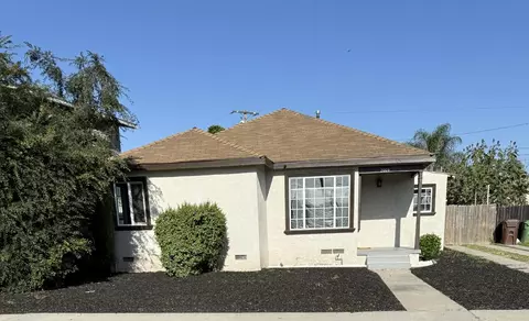2009 N Pannes Ave, Compton, CA 90221