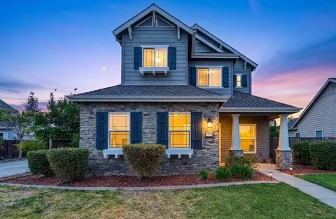 1715 Limestone Dr, Ripon, CA 95366