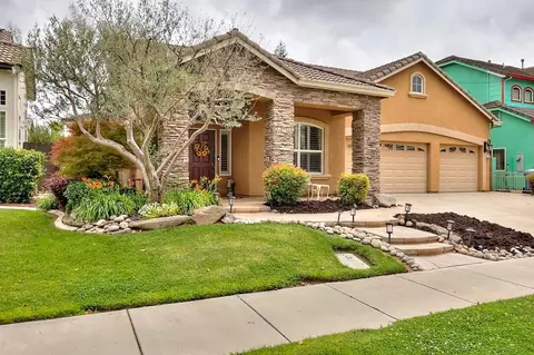 Exterior - 4152 Post Oak Dr, Turlock, CA 95382 photo 2 of 15