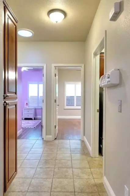 Entry Way - 4152 Post Oak Dr, Turlock, CA 95382 photo 7 of 8