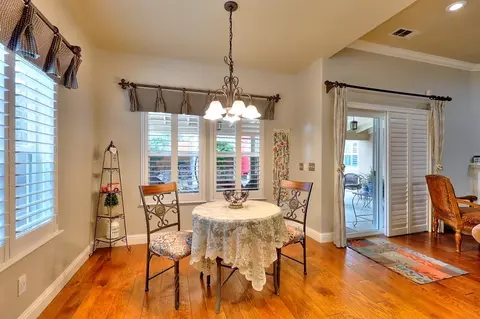 Dining - 4152 Post Oak Dr, Turlock, CA 95382 photo 6 of 6