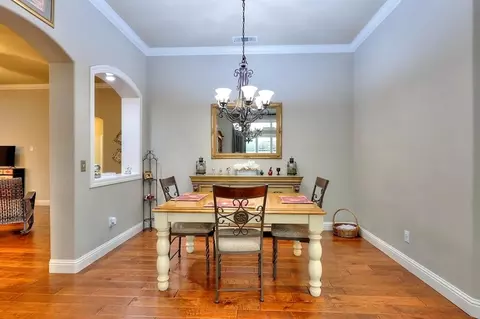 Dining - 4152 Post Oak Dr, Turlock, CA 95382 photo 2 of 6
