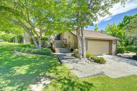 1271 Red Dog Ln, Auburn, CA 95603