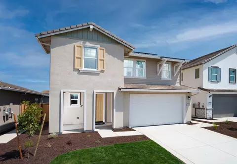 10195 Ragan Dr, Elk Grove, CA 95757