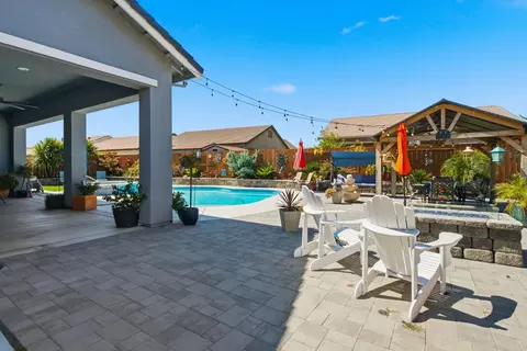 Exterior - 1322 Mossback Dr, Manteca, CA 95337 photo 5 of 12