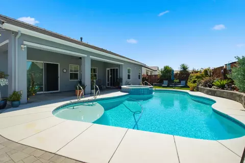 Exterior - 1322 Mossback Dr, Manteca, CA 95337 photo 8 of 12
