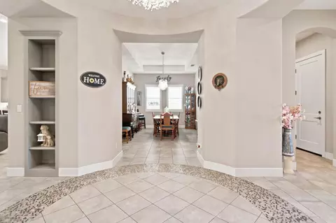 Entry Way - 1322 Mossback Dr, Manteca, CA 95337 photo 2 of 6