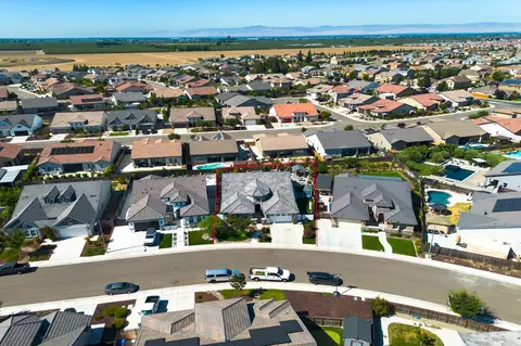 View/Area - 1322 Mossback Dr, Manteca, CA 95337 photo 2 of 3