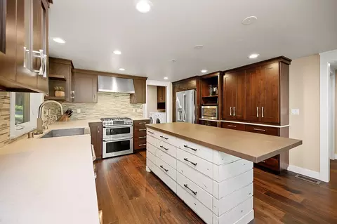 Kitchen - 939 Moran Rd, Arnold, CA 95223 photo 5 of 6