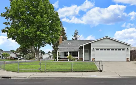 Exterior - 757 Clemens Ct, Ripon, CA 95366 photo 6 of 9
