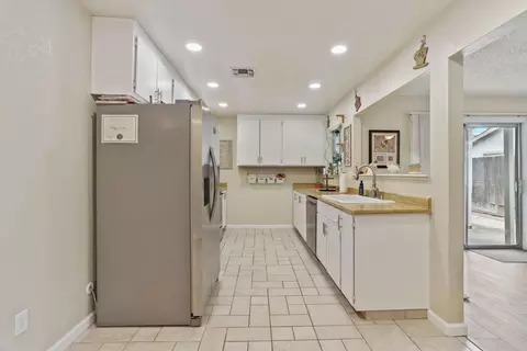 Kitchen - 757 Clemens Ct, Ripon, CA 95366 photo 1 of 4