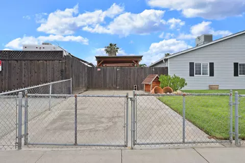 Exterior - 757 Clemens Ct, Ripon, CA 95366 photo 9 of 9