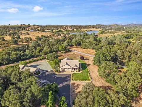 4345 Toreno Way, Valley Springs, CA 95252