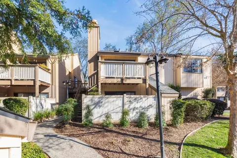 535 Woodside Oaks #2, Sacramento, CA 95825