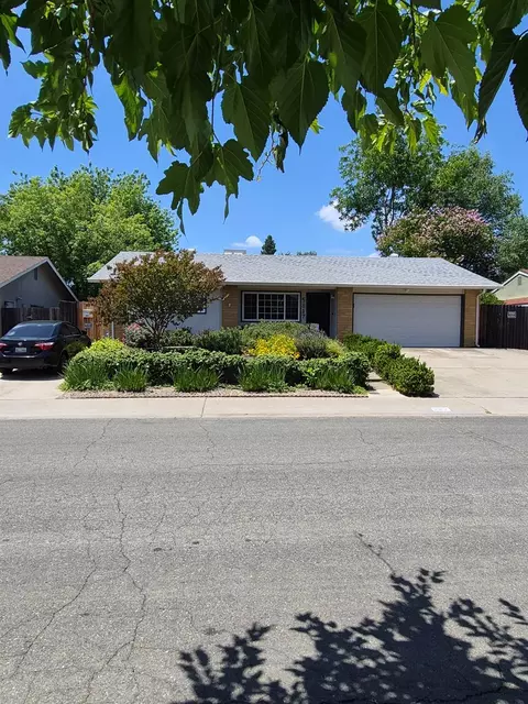 5817 Keyntel St, Citrus Heights, CA 95621