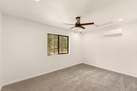 5843 Floyd Ct, Weed, CA 96094 photo 20