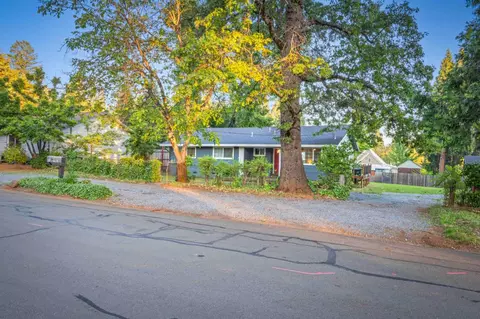 24662 Harrison St, Foresthill, CA 95631