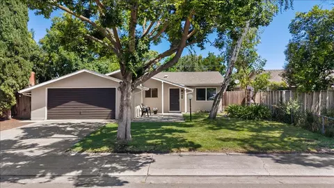 2651 Manzanita Ave, Stockton, CA 95207