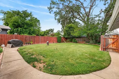 Exterior - 8963 Pershing Ave, Orangevale, CA 95662 photo 5 of 15