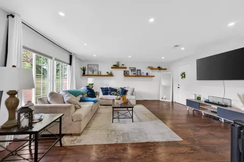 Living - 8963 Pershing Ave, Orangevale, CA 95662 photo 1 of 2