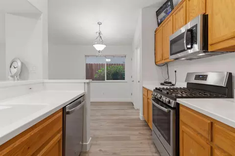 Kitchen - 1009 Lambdin St, Manteca, CA 95336 photo 2 of 6