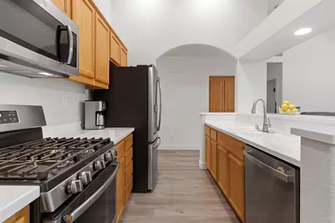 Kitchen - 1009 Lambdin St, Manteca, CA 95336 photo 6 of 6