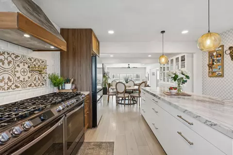 Kitchen - 845 N Sunrise Ave, Ripon, CA 95366 photo 4 of 6