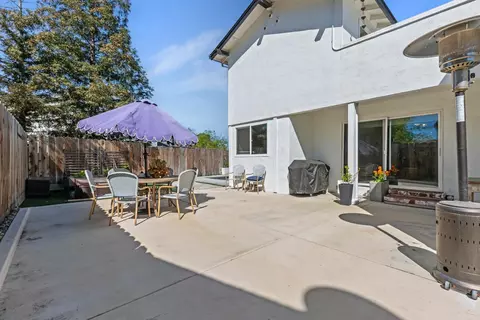 Exterior - 845 N Sunrise Ave, Ripon, CA 95366 photo 6 of 10