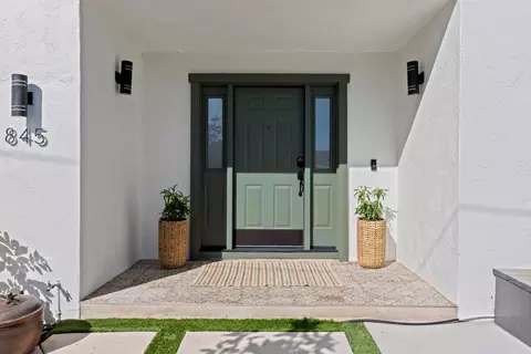 Entry Way - 845 N Sunrise Ave, Ripon, CA 95366 photo 1 of 5