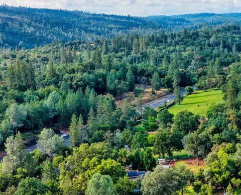 View/Area - 10016 E Lime Kiln Rd, Grass Valley, CA 95949 photo 4 of 9