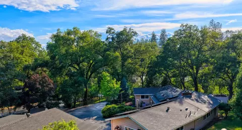 View/Area - 10016 E Lime Kiln Rd, Grass Valley, CA 95949 photo 3 of 9