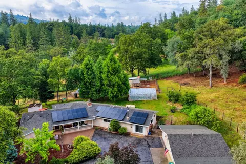 View/Area - 10016 E Lime Kiln Rd, Grass Valley, CA 95949 photo 6 of 9