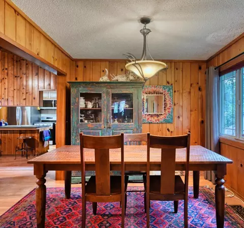 Dining - 10016 E Lime Kiln Rd, Grass Valley, CA 95949 photo 1 of 3