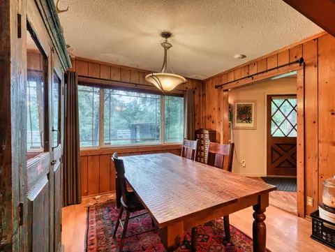 Dining - 10016 E Lime Kiln Rd, Grass Valley, CA 95949 photo 2 of 3