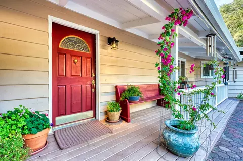 Exterior - 10016 E Lime Kiln Rd, Grass Valley, CA 95949 photo 3 of 8