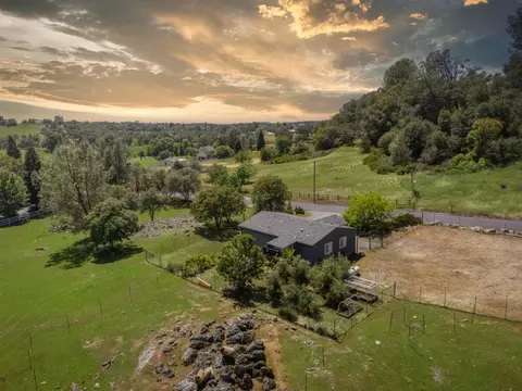 View/Area - 3397 Ahwahnee Way, Cool, CA 95614 photo 5 of 10
