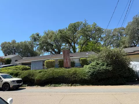 Exterior - 231 Boarman St, Jackson, CA 95642 photo 3 of 23