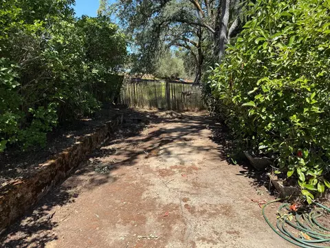 Exterior - 231 Boarman St, Jackson, CA 95642 photo 19 of 23