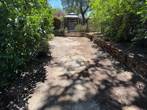 Exterior - 231 Boarman St, Jackson, CA 95642 photo 18 of 23