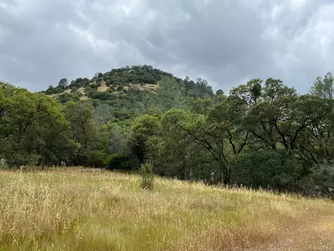 10840 Pool Station Rd, Angels Camp, CA 95222