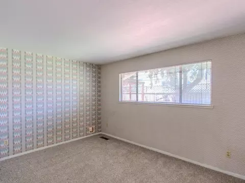 Bedroom - 3724 Glenview Ct, Modesto, CA 95355 photo 2 of 4