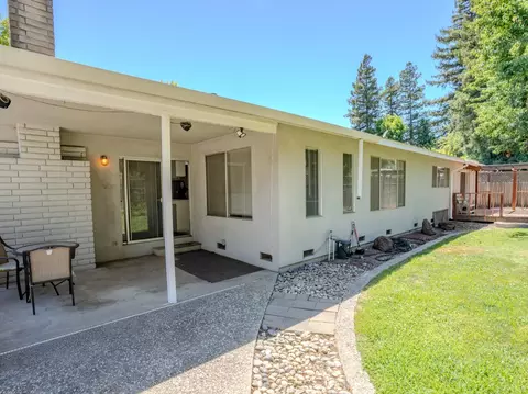 Exterior - 3724 Glenview Ct, Modesto, CA 95355 photo 8 of 10