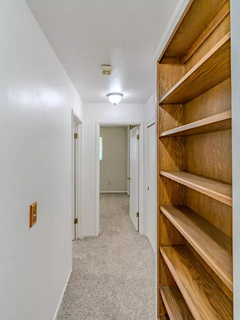Entry Way - 3724 Glenview Ct, Modesto, CA 95355 photo 1 of 3
