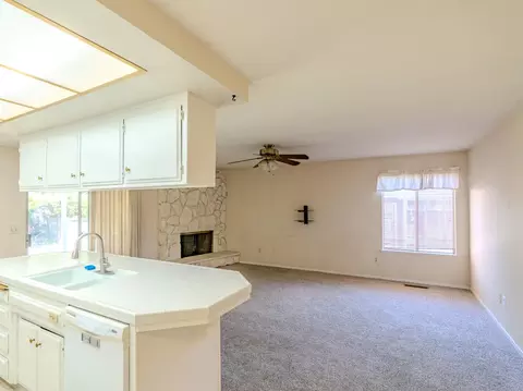 Living - 3724 Glenview Ct, Modesto, CA 95355 photo 2 of 13