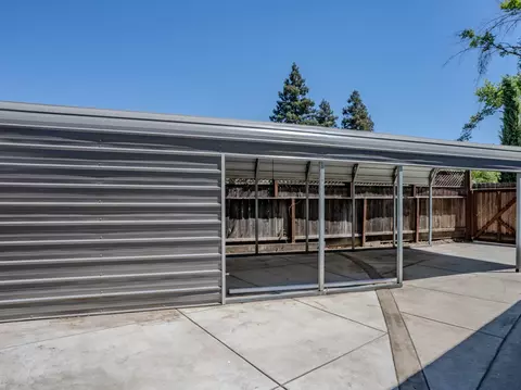 Exterior - 3724 Glenview Ct, Modesto, CA 95355 photo 10 of 10