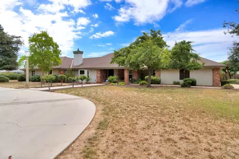 Exterior - 26856 18 14, Madera, CA 93638 photo 2 of 10