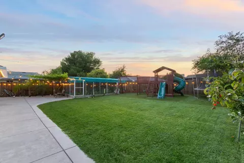 Exterior - 2305 Edinburgh Dr, Elverta, CA 95626 photo 6 of 7